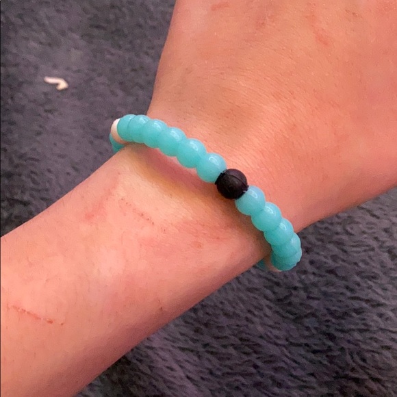 Blue Lokai Bracelet - Picture 2 of 3